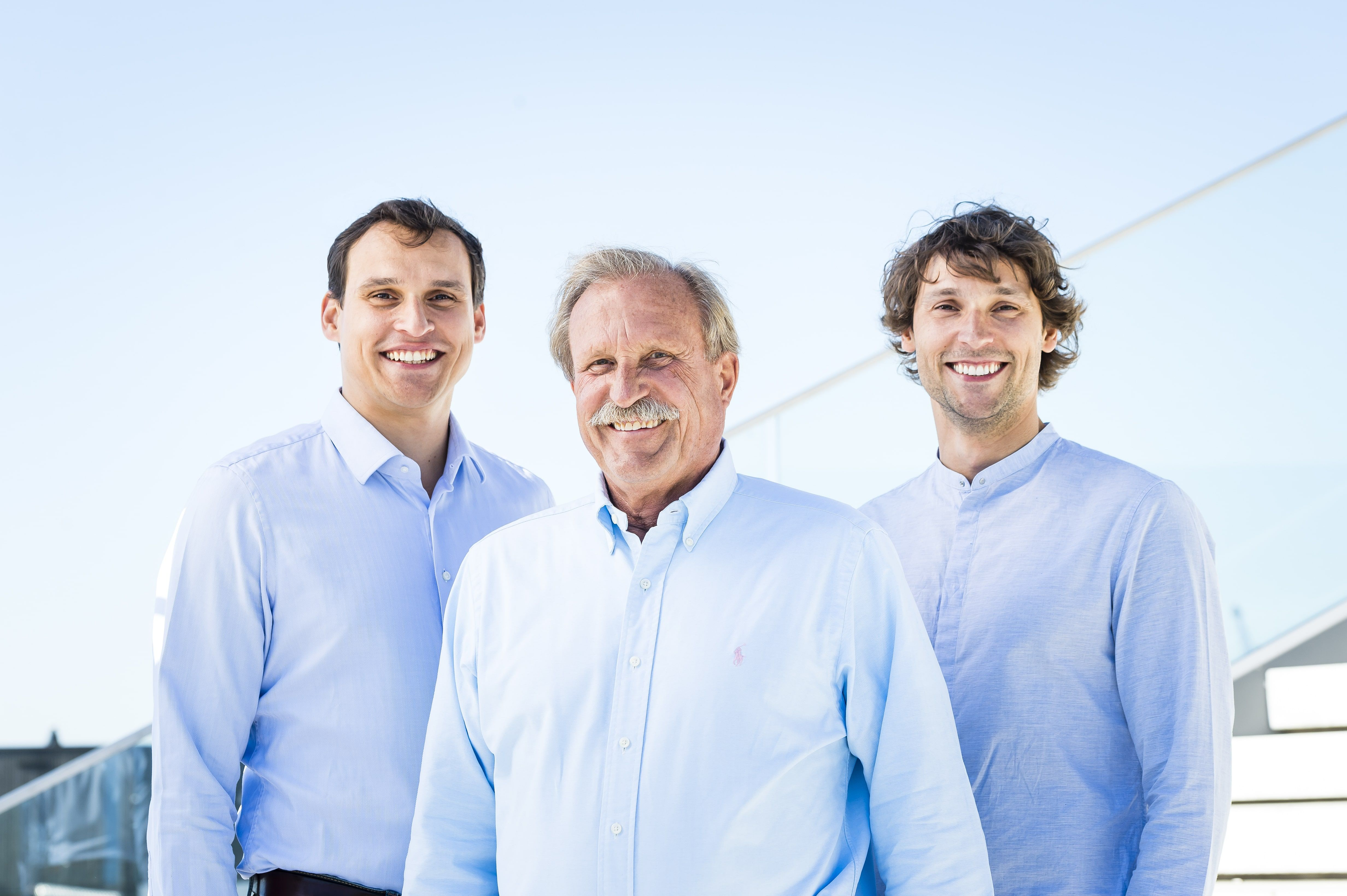 Das GrĂŒnderteam von Beyer und Soehne. Apotheker Hartmut Beyer mit seinen Söhnen Nico Beyer und Robby Beyer.